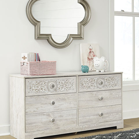 EB1811-231 Paxberry Dresser