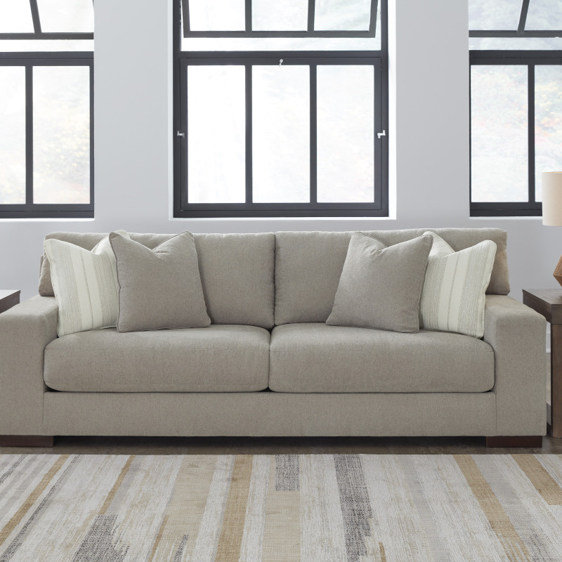 5200438 Maggie Sofa