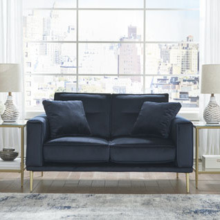 8900835 Macleary Loveseat