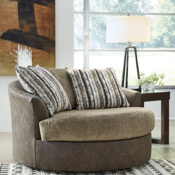 1870421 Alesbury Oversized Swivel Accent Chair