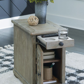 T659-7 Moreshire Chairside End Table