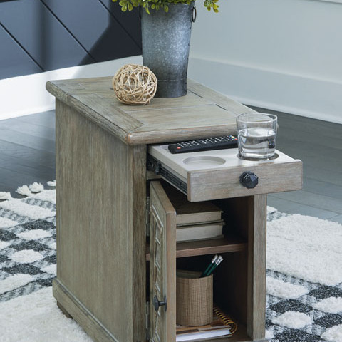 T659-7 Moreshire Chairside End Table