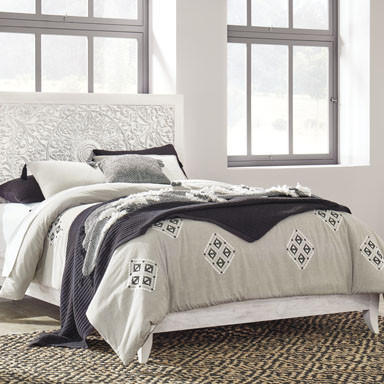 B181 Paxberry Queen Panel Bed