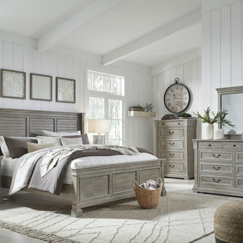 B799-58-56-94-31-36-91 4PC SETS Moreshire California King Panel Bed