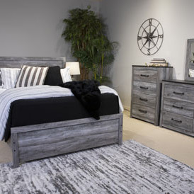 B1290-71-98-31-36-92 4PC SETS Bronyan Queen Panel Bed