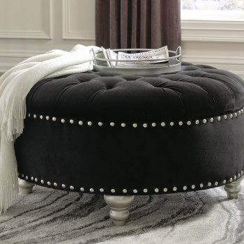 2620508 Harriotte Oversized Accent Ottoman