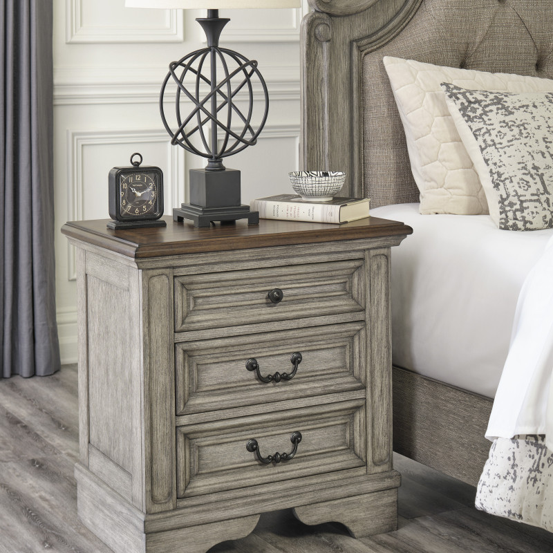 B751-93 Lodenbay Nightstand