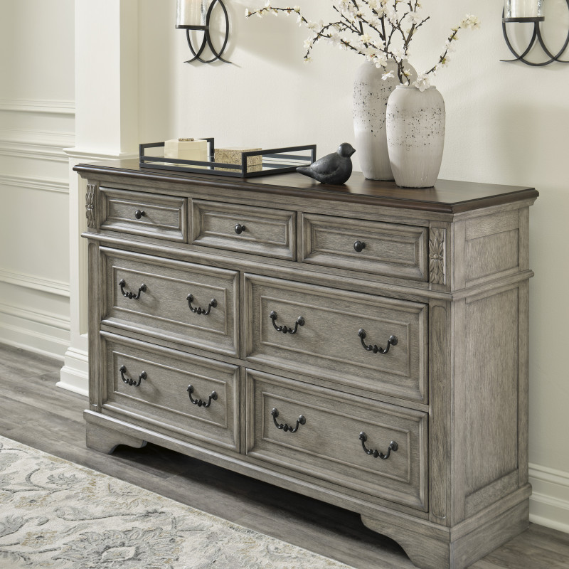 B751-31 Lodenbay Dresser