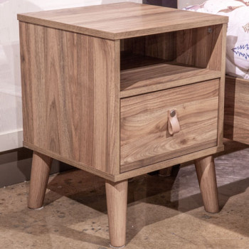 EB1187-291 Aprilyn Nightstand