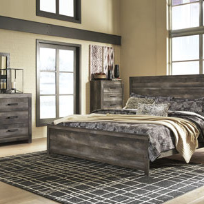 B440-72-97-31-36-92 4PC SETS Wynnlow King Panel Bed