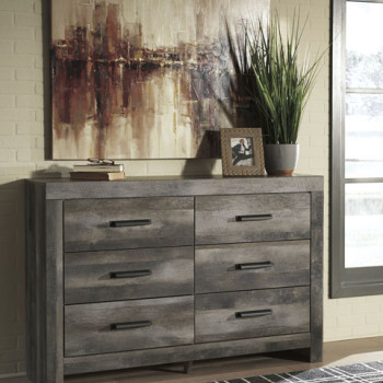 B440-31 Wynnlow Dresser