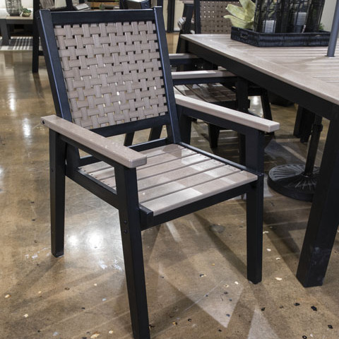 P384-603A MOUNT VALLEY Arm Chair