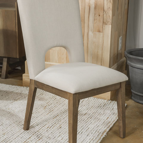 D783-01 Dakmore Dining Chair