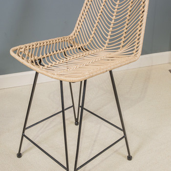 D434-224 Angentree Counter Height Bar Stool