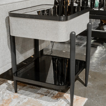 A4000550 Jorvalee Accent Table