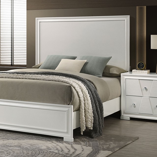 FM72012WH-Q Holsted Queen Bed