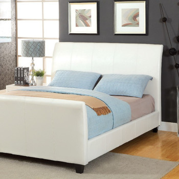 CM7947WH-F Maynard Full Bed