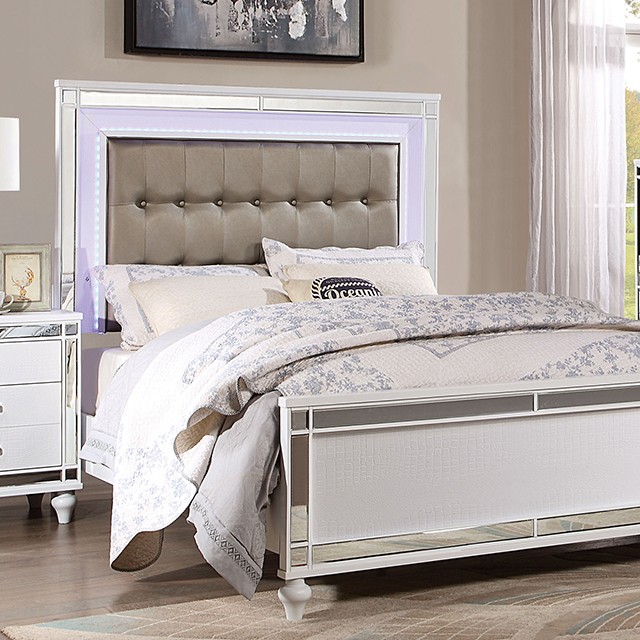 CM7977WH-CK BRACHIUM Queen BED