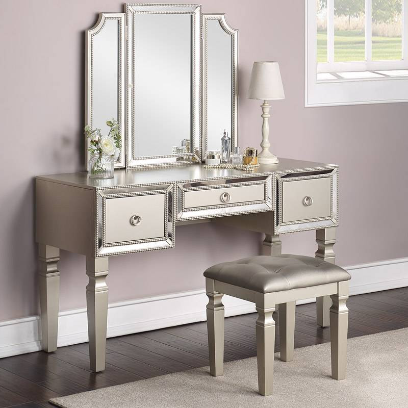 F4218 VANITY SET W/ STOOL /SILVER