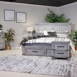 B772 Russelyn 4PC SETS Cal King Panel Bed