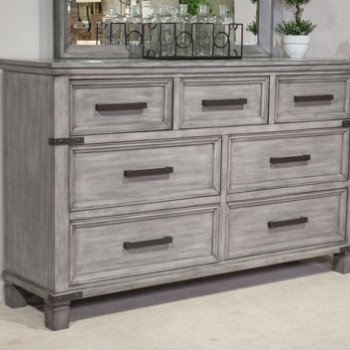 B772-31 Russelyn Dresser