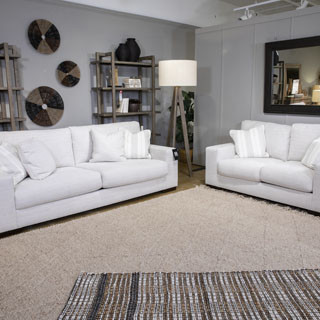 52003 2PC SETS Maggie Sofa + Loveseat