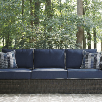 P783-838 Sofa with Cushion