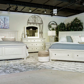 B742 Robbinsdale 5PC SETS King Sleigh Storage Bed