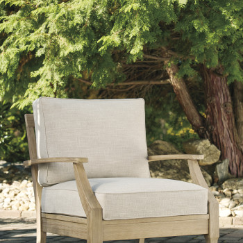 P801-820 Lounge Chair w/Cushion
