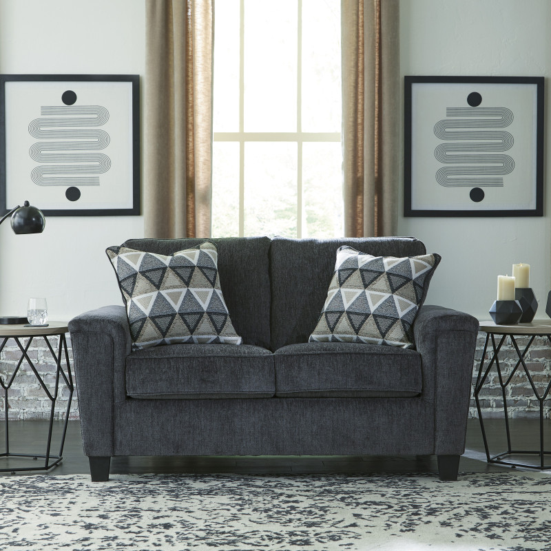 83905 Abinger Loveseat