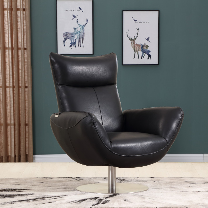 C74 - Black Lounge Chair