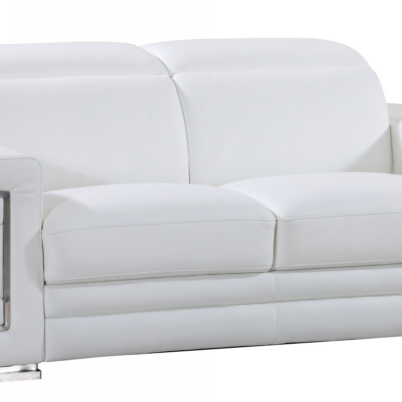 692 - White Loveseat