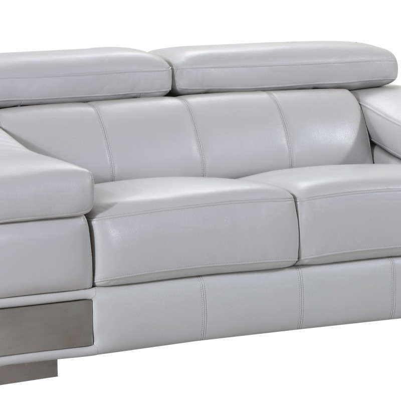 415 - Light Gray Loveseat