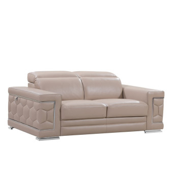692 - Beige Loveseat