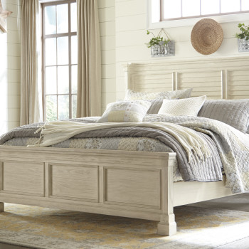 B647 Bolanburg Cal King Louvered Panel Bed