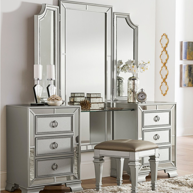 1646-15* Vanity Dresser with Mirror Avondale