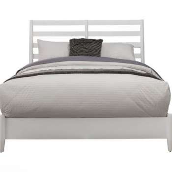 Flynn Retro White Queen Bed With Slat Back Headboard