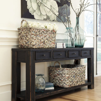 T732 Gavelston Sofa Table