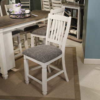 D647 Bolanburg RECT Dining Room Counter Table