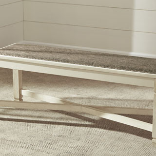 D647 Bolanburg Large UPH Dining Room Bench