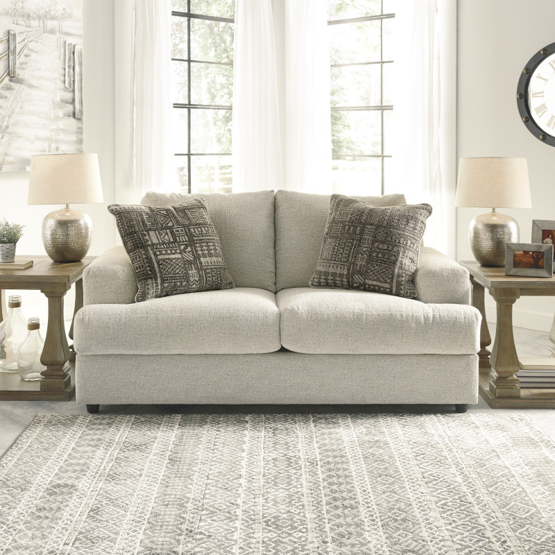 95104 Soletren Loveseat