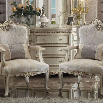 56883 CHAIR W/1 PILLOW (LF LEAVES)