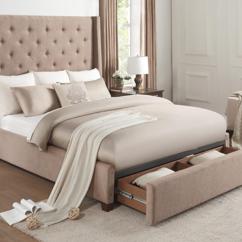 5877BR Fairborn Eastern King Platform Bed with Storage Footboard