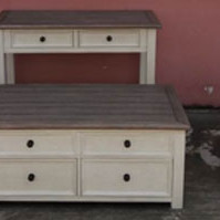 T637 Bolanburg Lift Top Cocktail Table