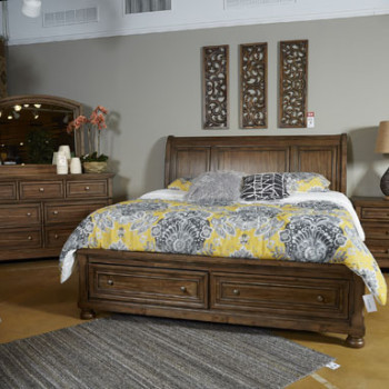 B719 Flynnter Dresser