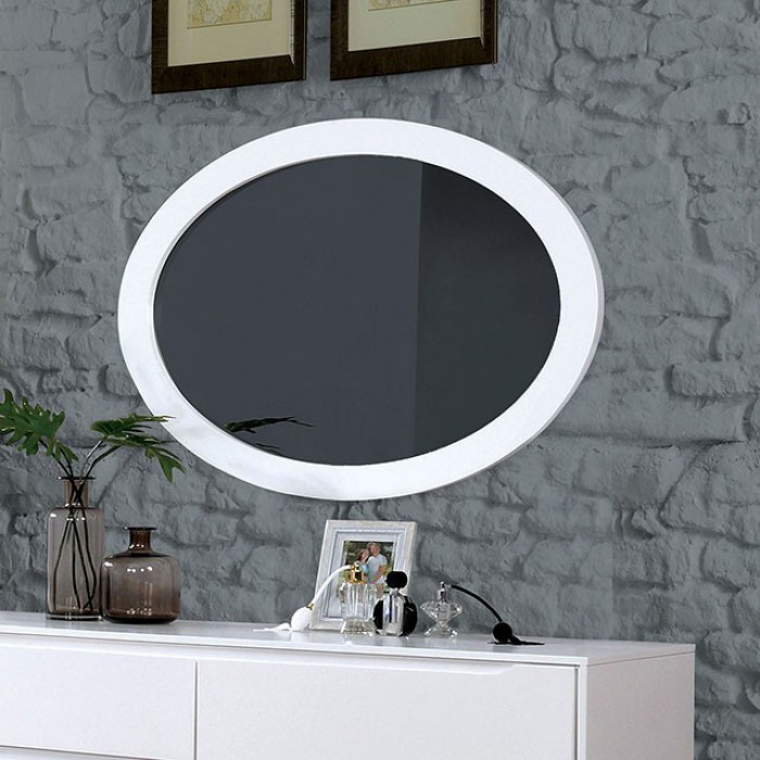 LENNART II OVAL MIRROR White