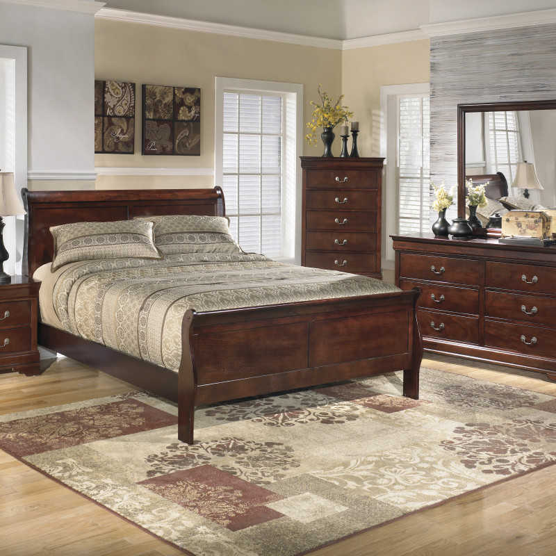B376 Alisdair Queen Sleigh Bedroom Sets 4 Piece